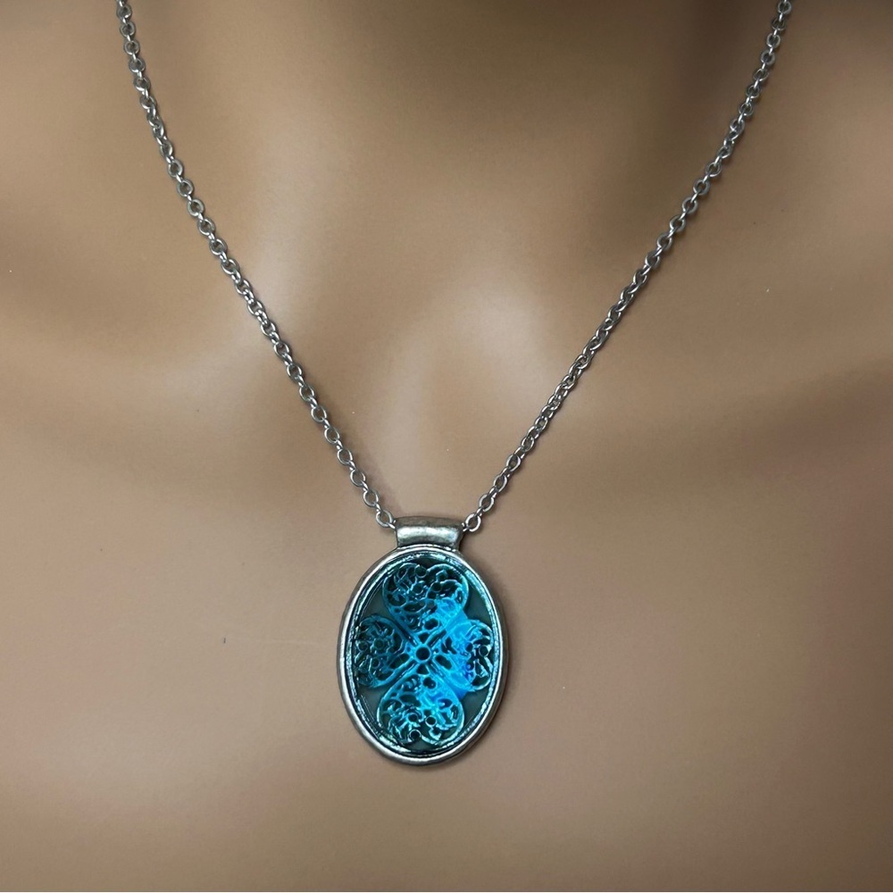 Lucky Brand Aqua & Silver Pendant Necklace